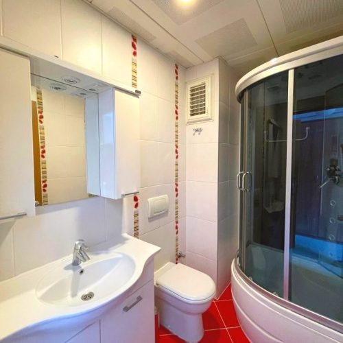 A şubesi odası tuvalet ve banyo
